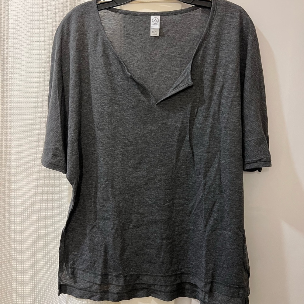 Alternative Apparel Women’s Heather Grey Tee M/L 100% Cotton